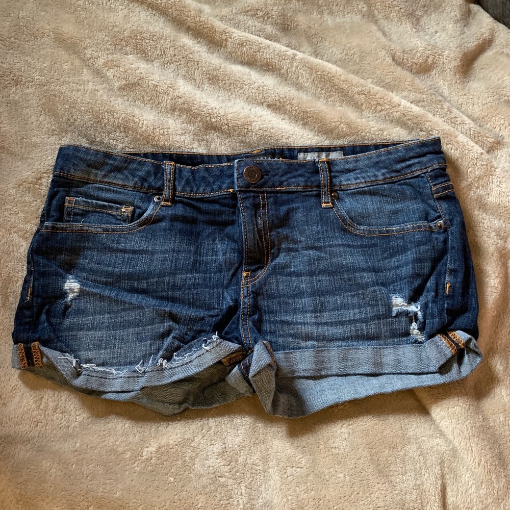 Shorty Shorts